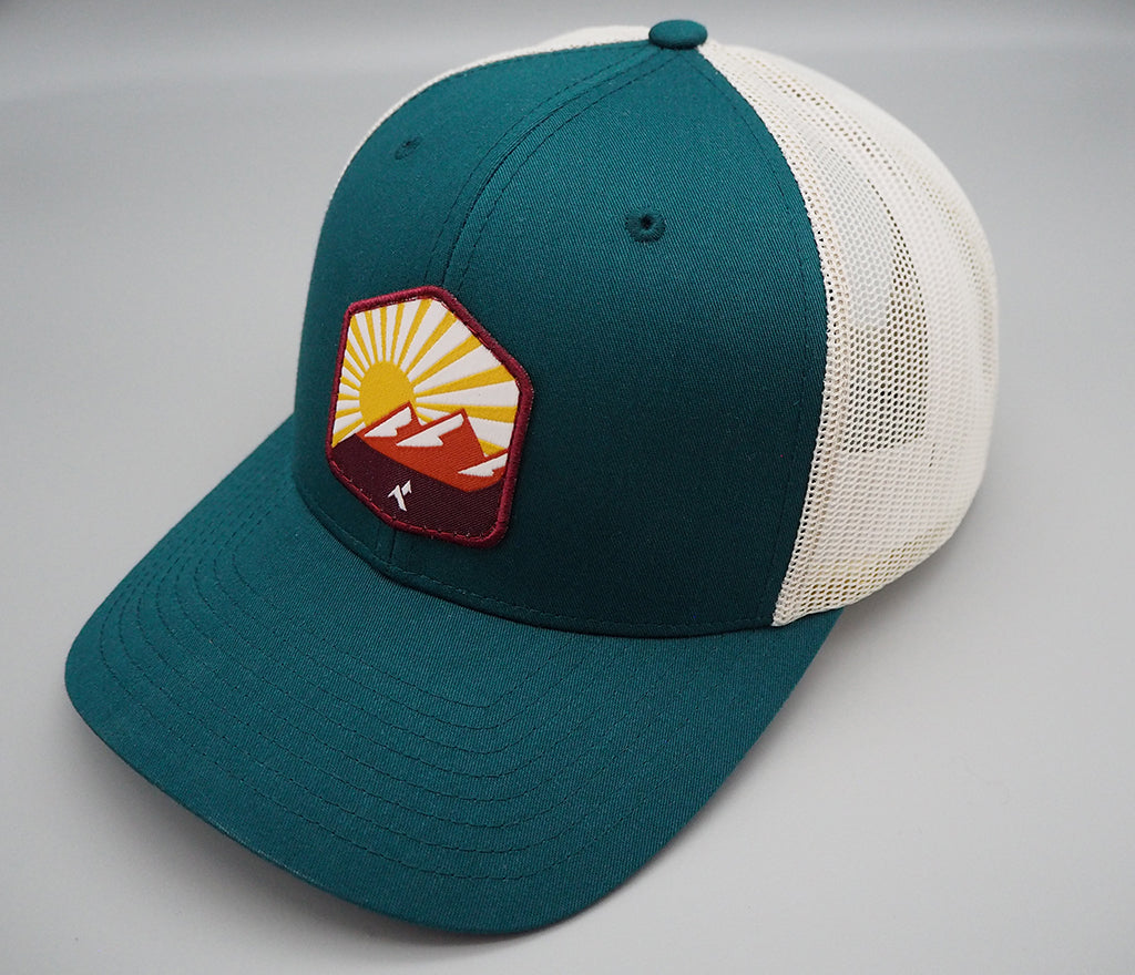 Snapback Caps mit Sticklogo